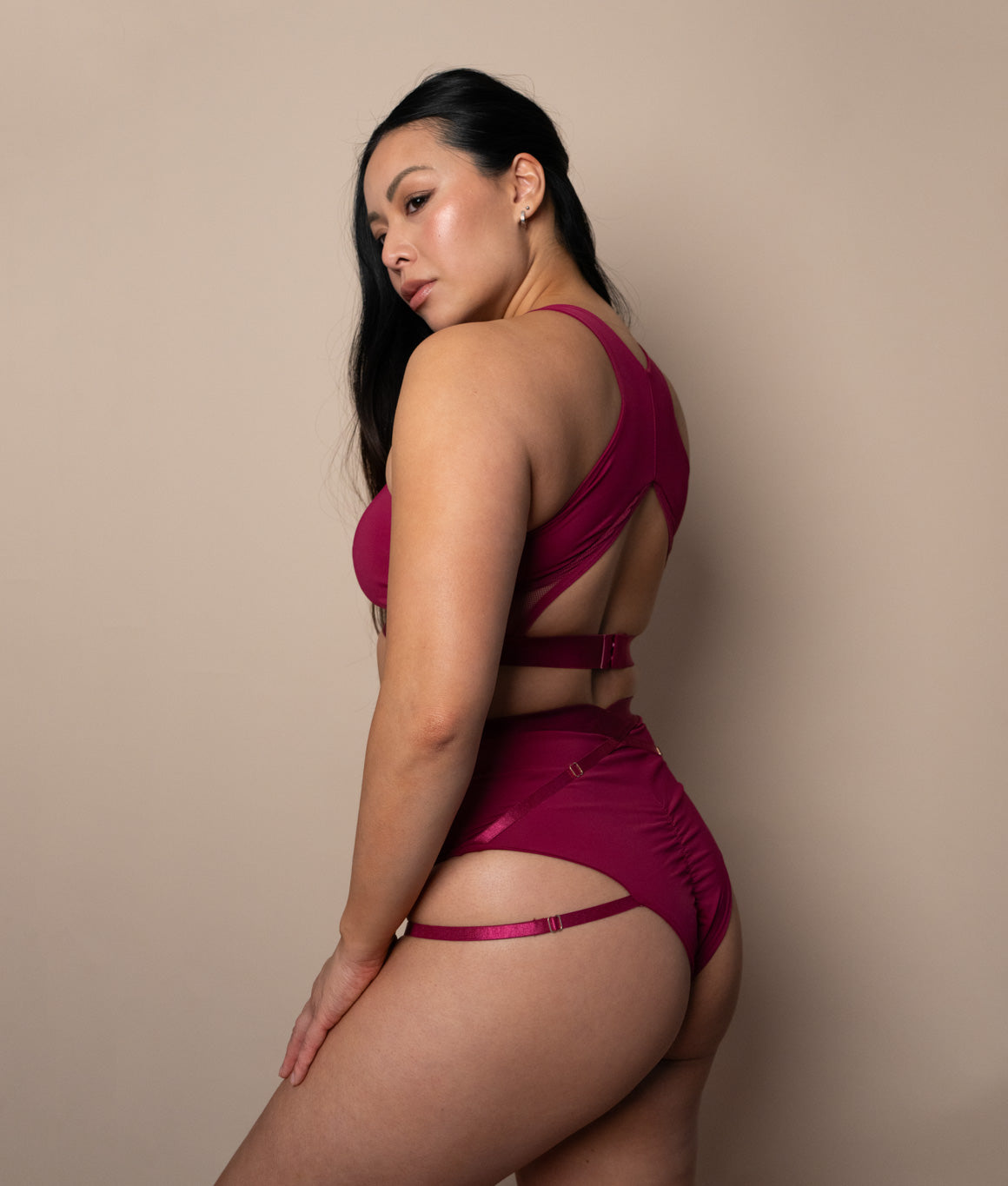 Perla Shorts - Matte Fuchsia