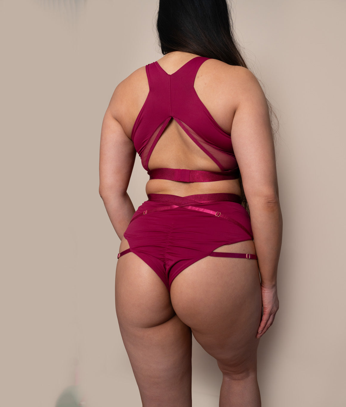 Perla Shorts - Matte Fuchsia