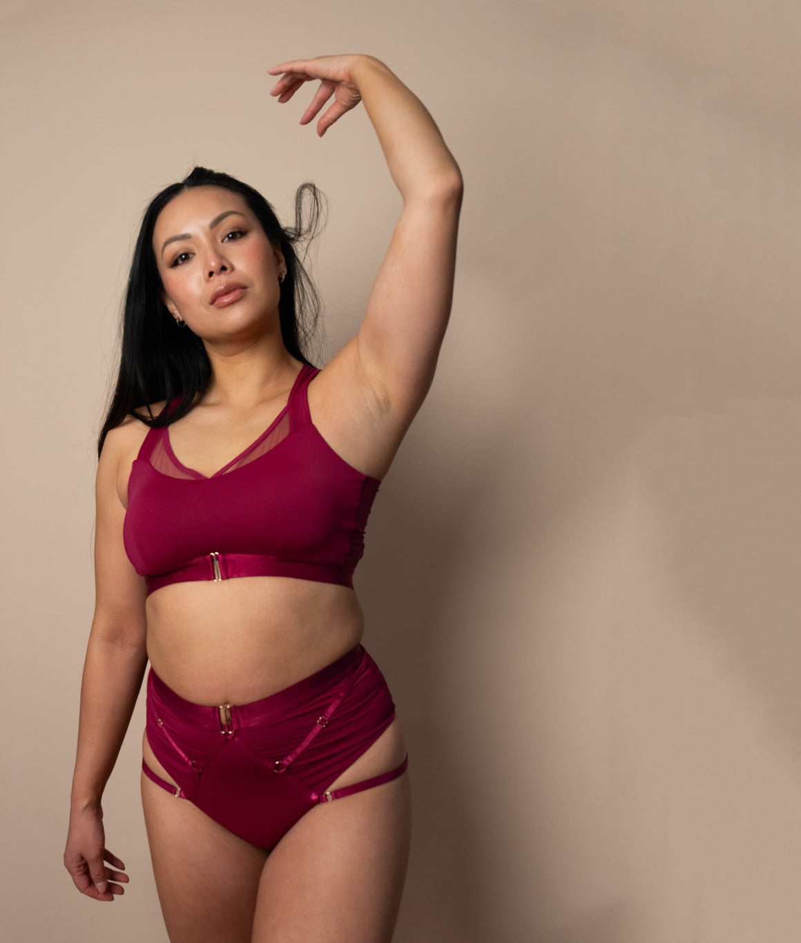 Perla Shorts - Matte Fuchsia